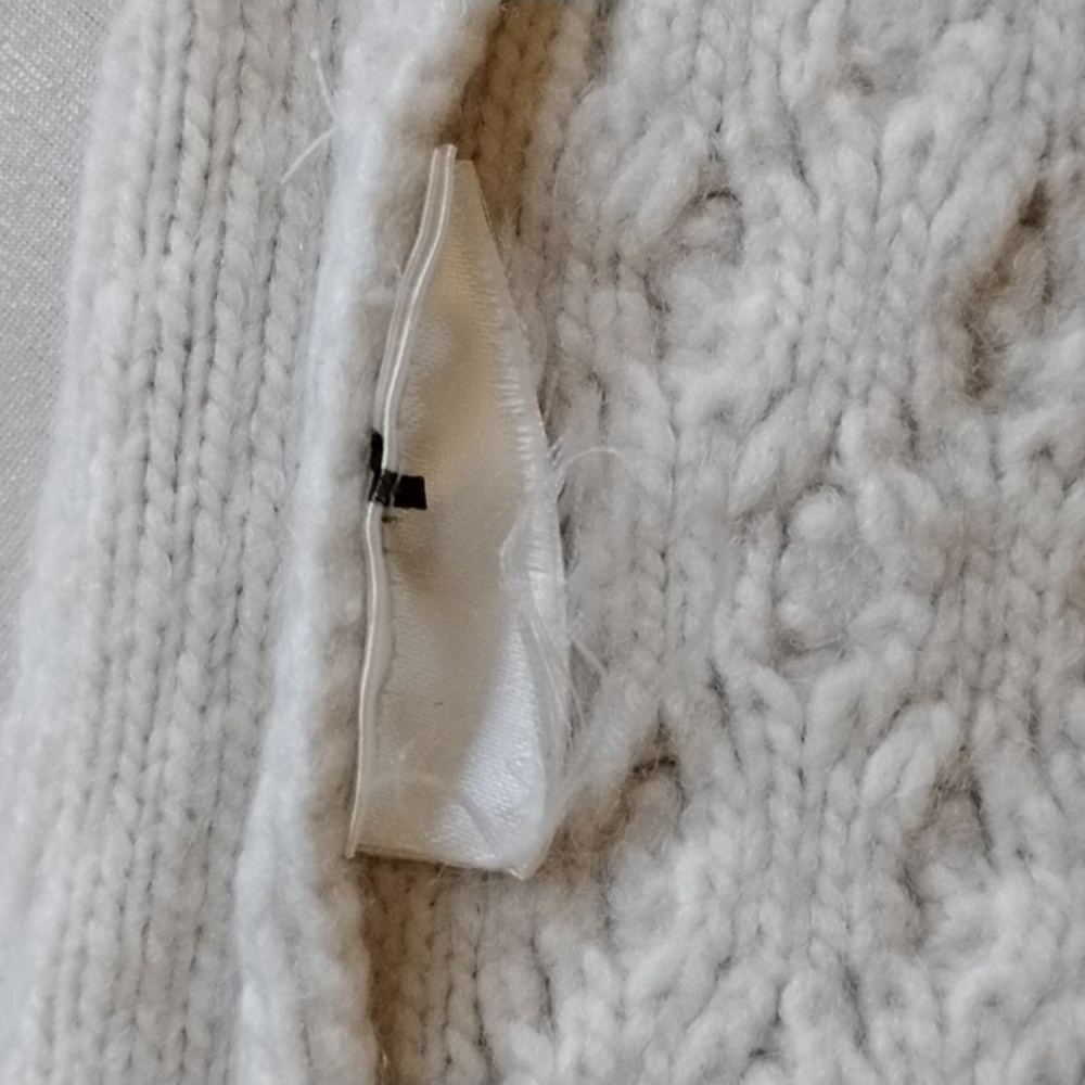 H&M Cable Knit Crop Top Camisole Sweater L Cream Ivory - Picture 7 of 11